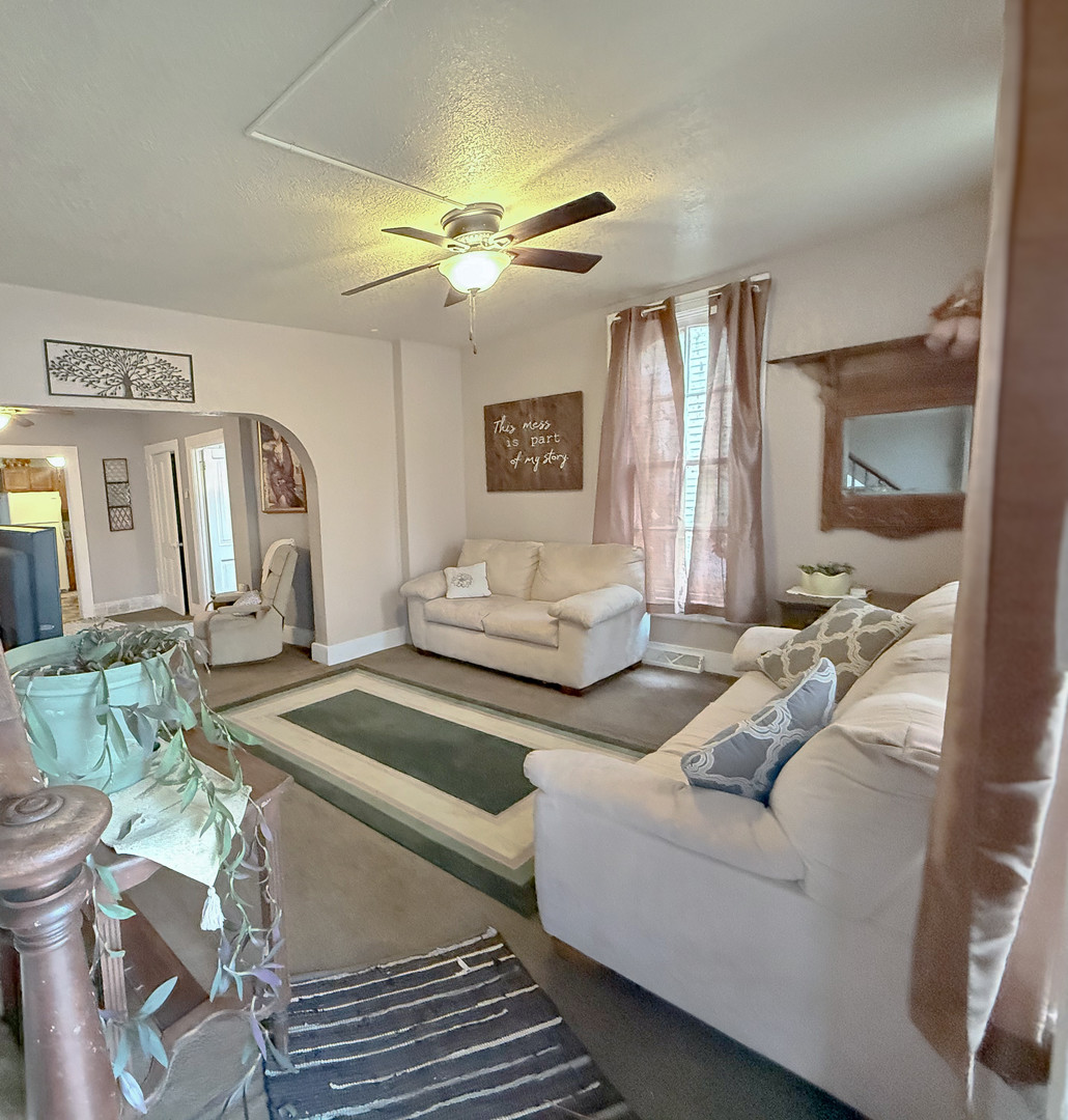 109 6th Avenue Sterling, IL 61081 - Photo 7 of 20