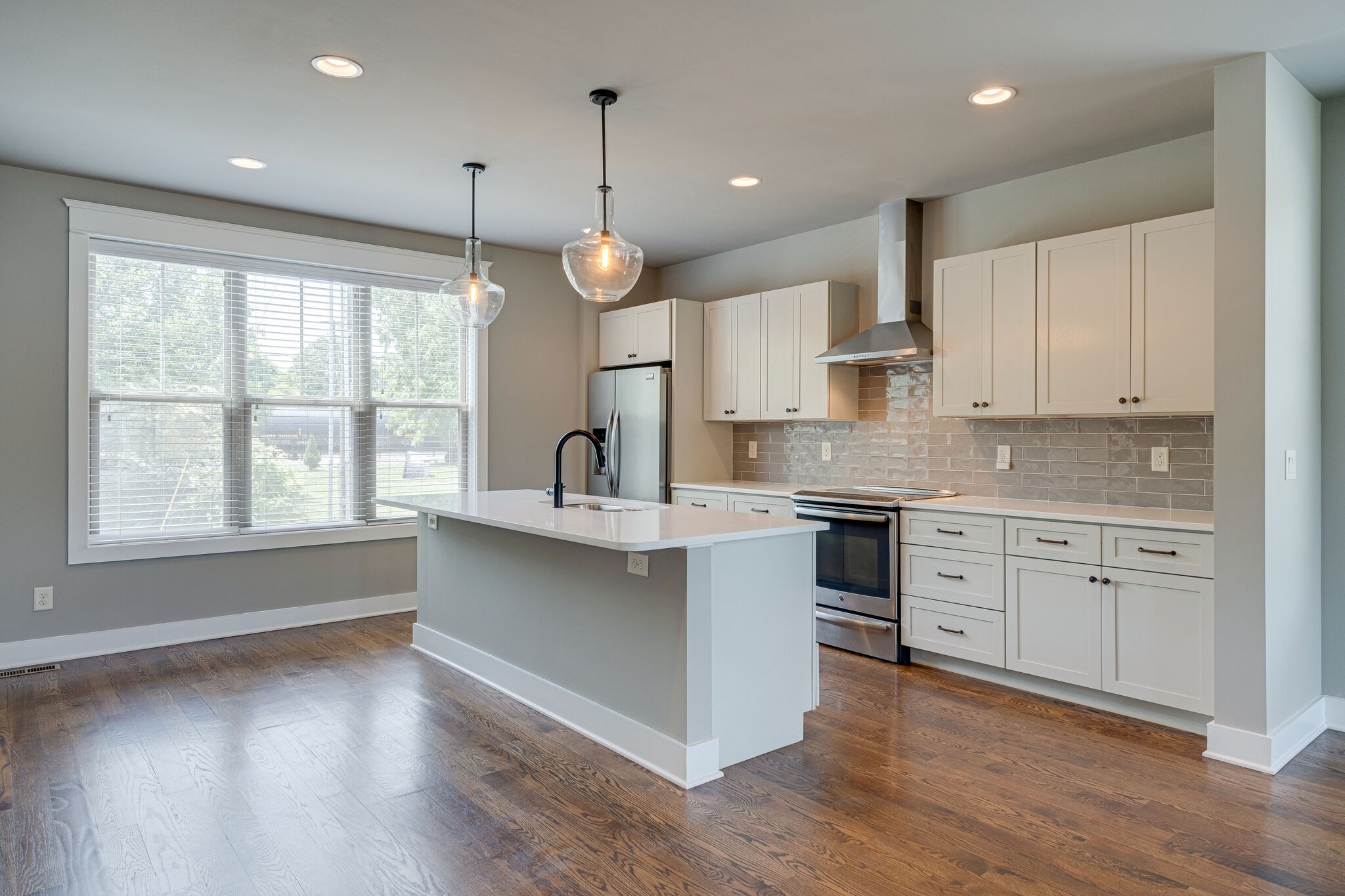 952 Riverside Drive Nashville, TN 37206 - Photo 1 of 27 Gallery Image 1