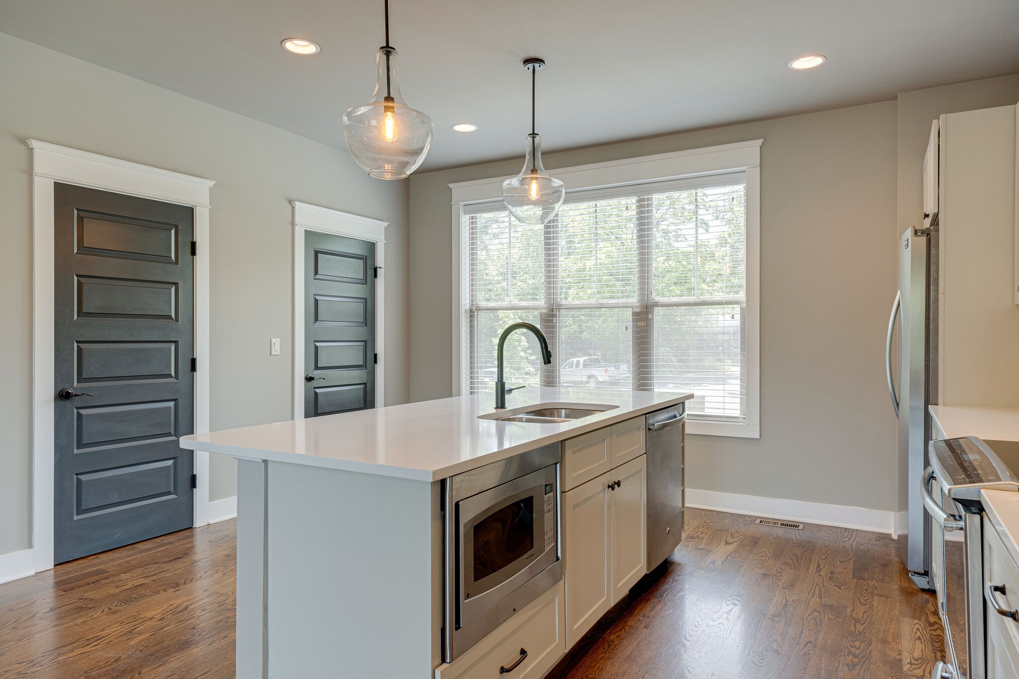 952 Riverside Drive Nashville, TN 37206 - Photo 4 of 27 Gallery Image 4