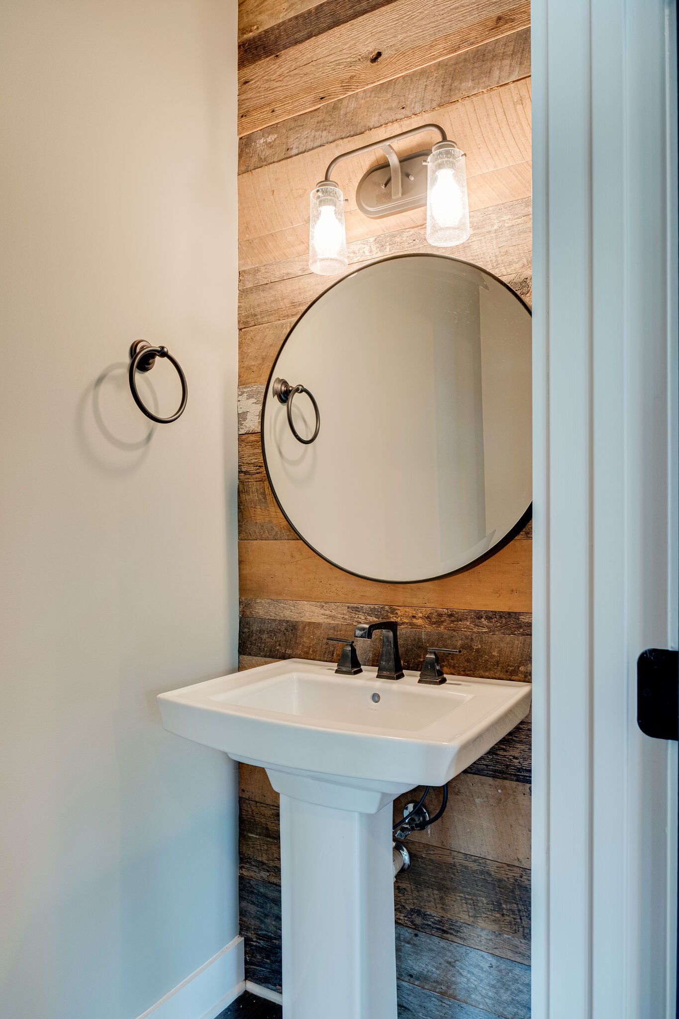 952 Riverside Drive Nashville, TN 37206 - Photo 6 of 27 Gallery Image 6