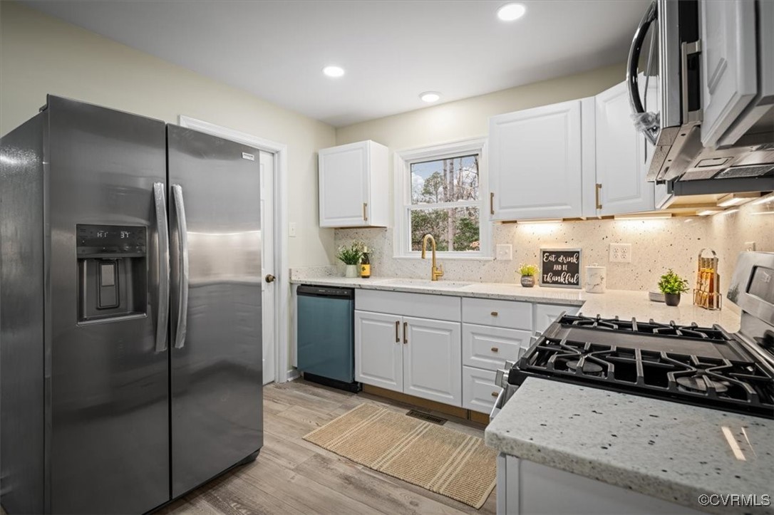 6920 Belmont Road Chesterfield, VA 23832 - Photo 18 of 50 Kitchen featuring appliances with stainless steel