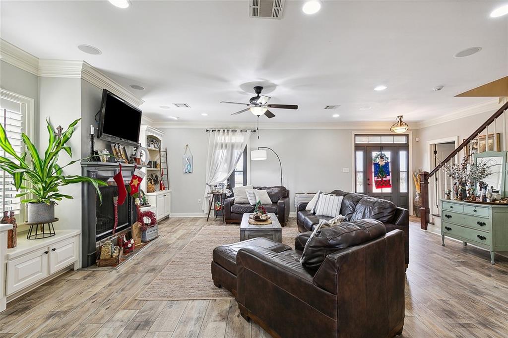 363 Hodson Lane Raceland, LA 70394 - Photo 8 of 32