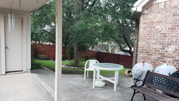 $445,000 | 8403 Old Stone Gate, San Antonio, TX 78249