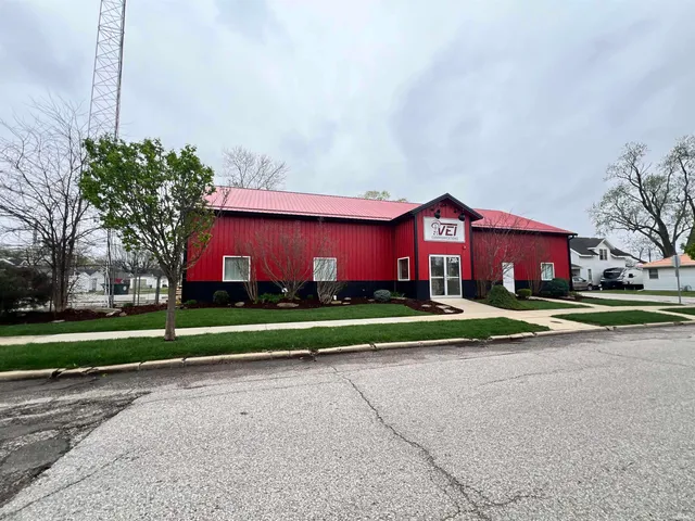 $395,000 | 710 South 13th Street, Vincennes, IN 47591