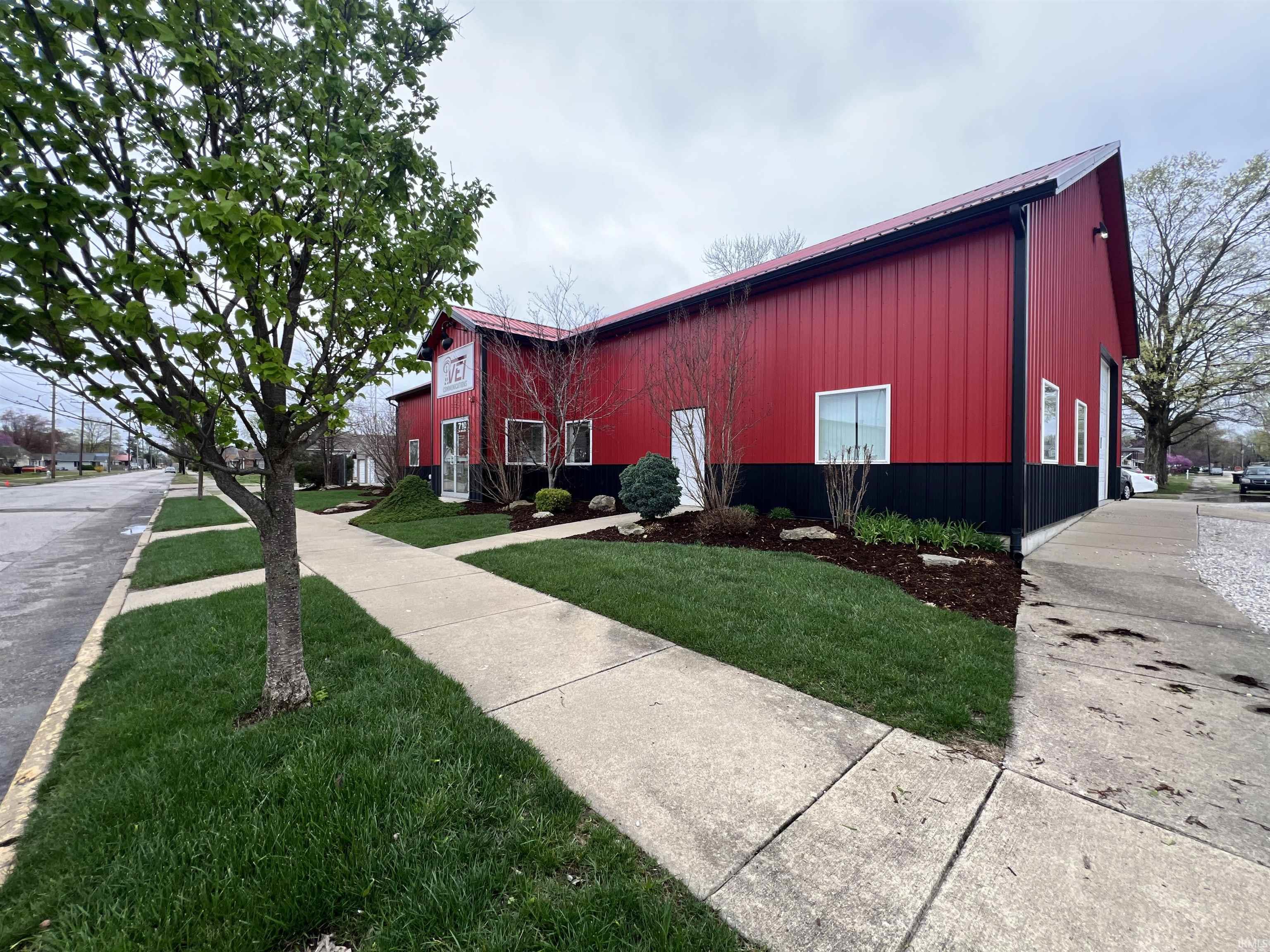 710 South 13th Street Vincennes, IN 47591 - Photo 3 of 16