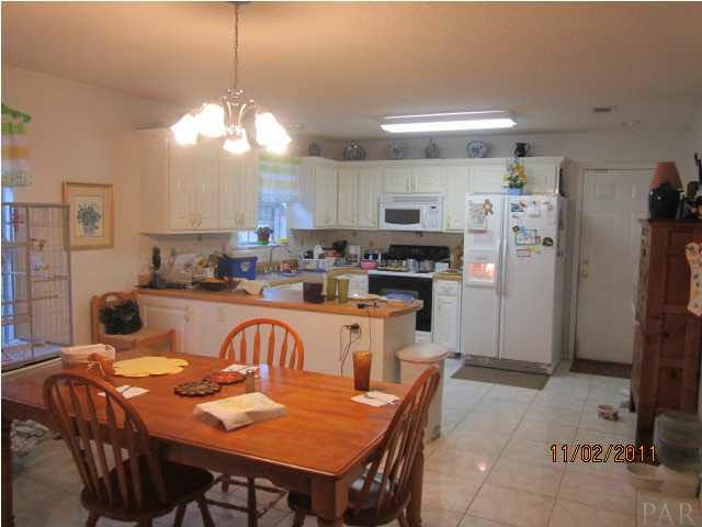 5532 Delona Road Milton, FL 32583 - Photo 4 of 14 Gallery Image 4