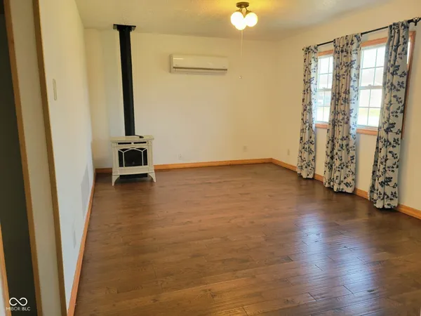 $199,990 | 12546 South Hillview Drive, Columbus, IN 47201