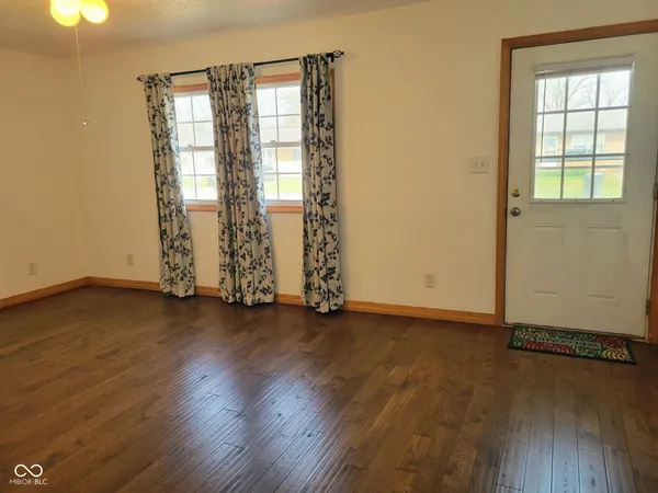 $199,990 | 12546 South Hillview Drive, Columbus, IN 47201