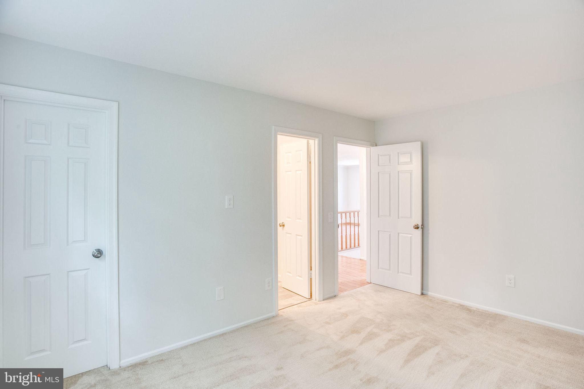 10502 Reed's Landing Circle Burke, VA 22015 - Photo 17 of 66 Gallery Image 17