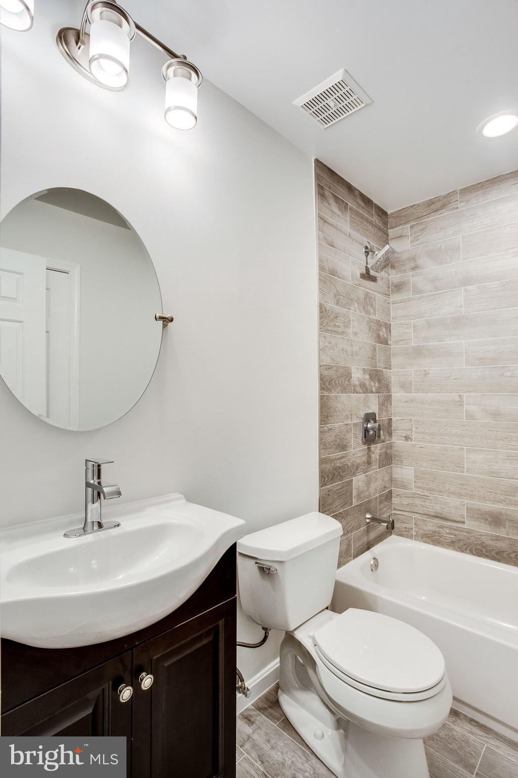 10502 Reed's Landing Circle Burke, VA 22015 - Photo 21 of 66 Gallery Image 21