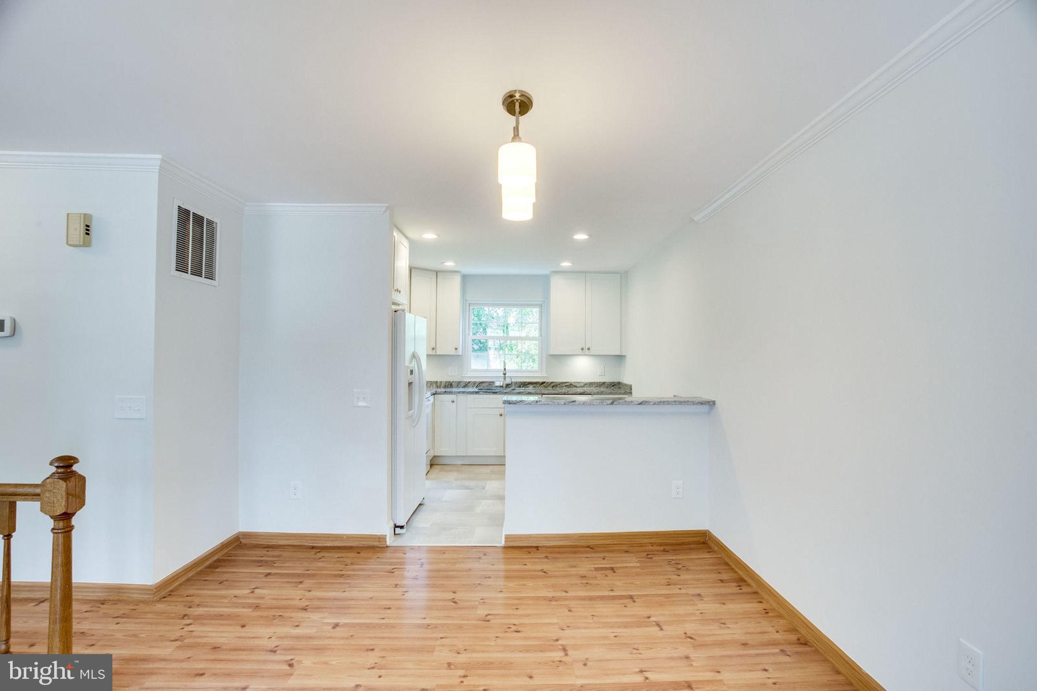 10502 Reed's Landing Circle Burke, VA 22015 - Photo 31 of 66 Gallery Image 31