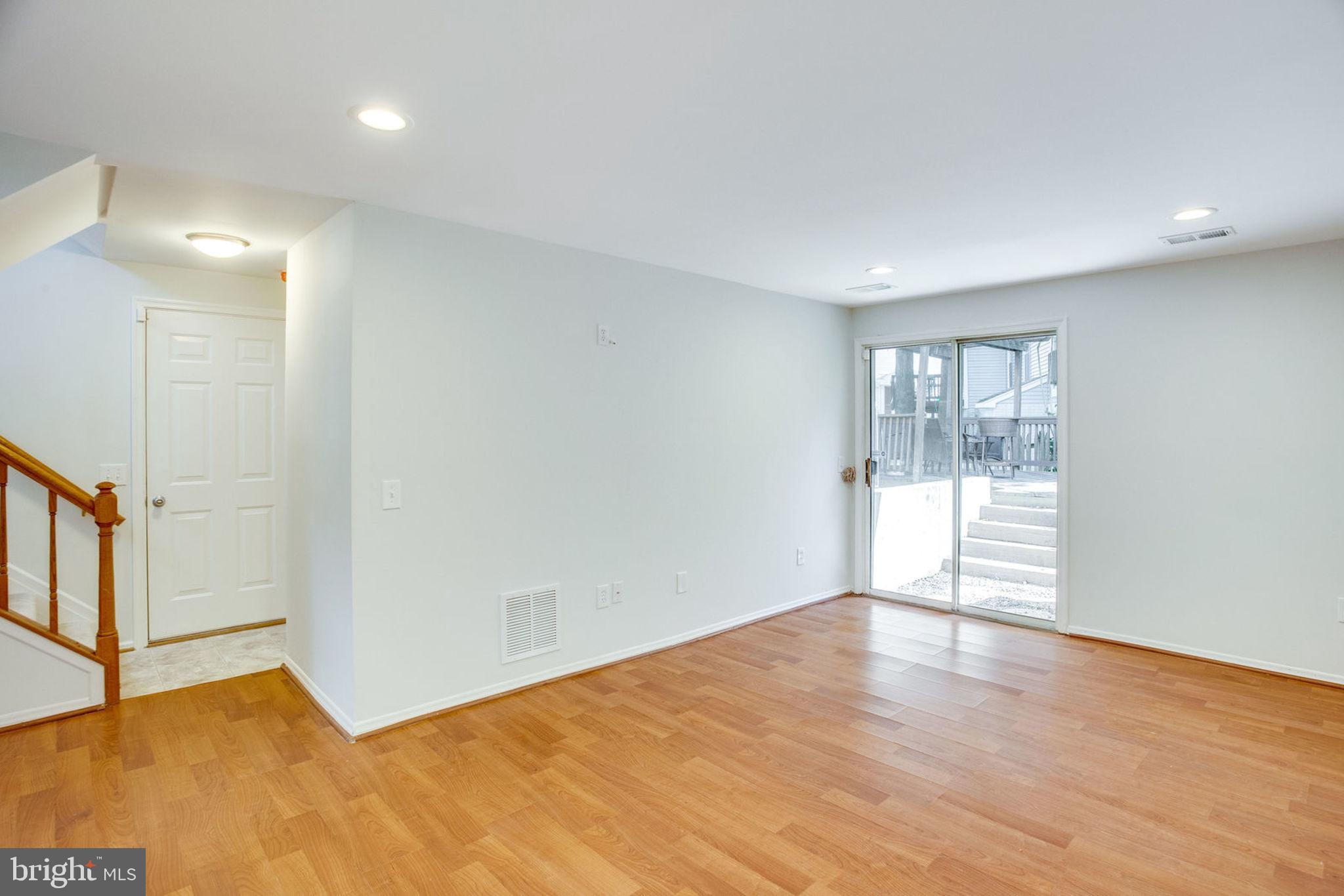 10502 Reed's Landing Circle Burke, VA 22015 - Photo 40 of 66 Gallery Image 40