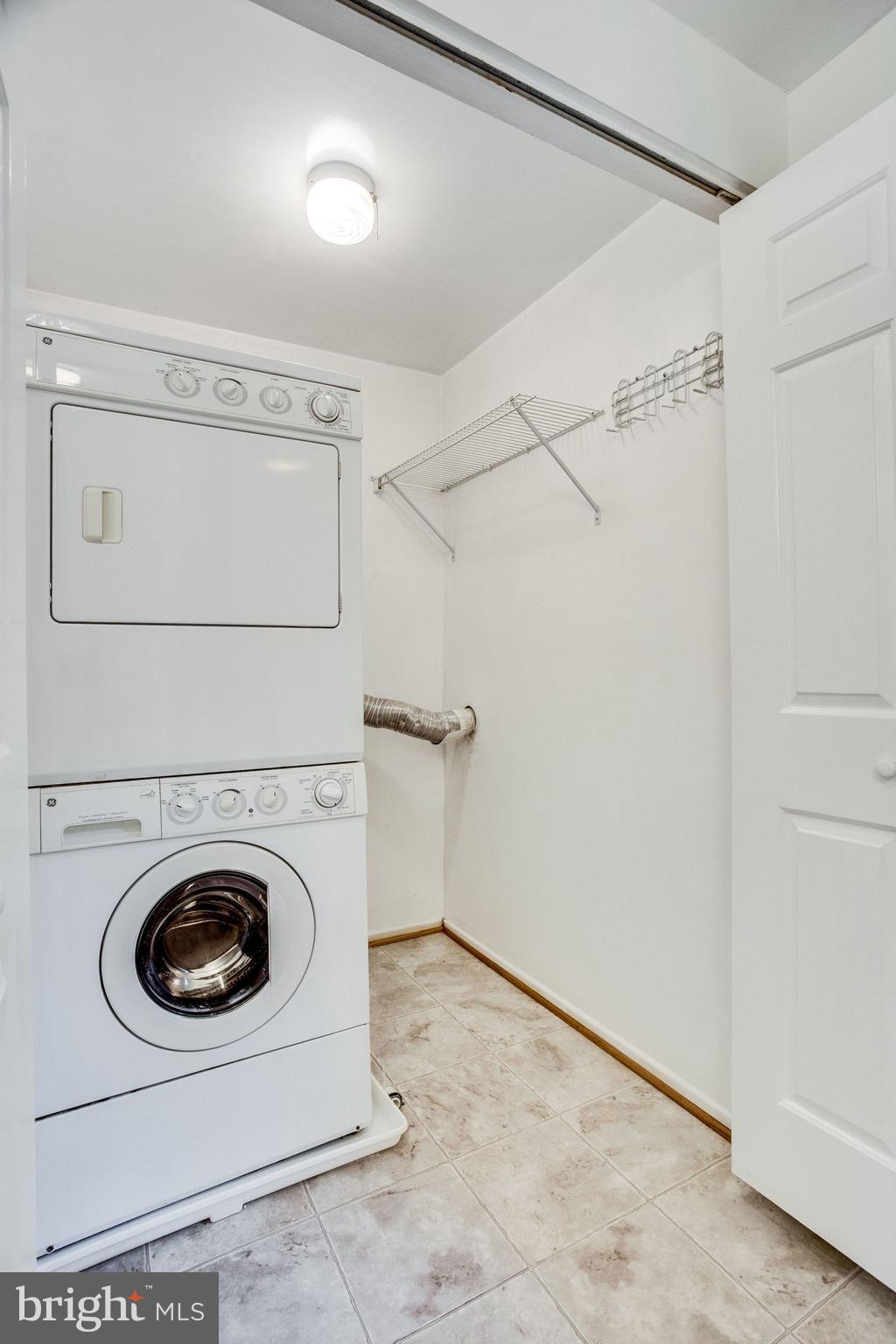 10502 Reed's Landing Circle Burke, VA 22015 - Photo 48 of 66 Gallery Image 48