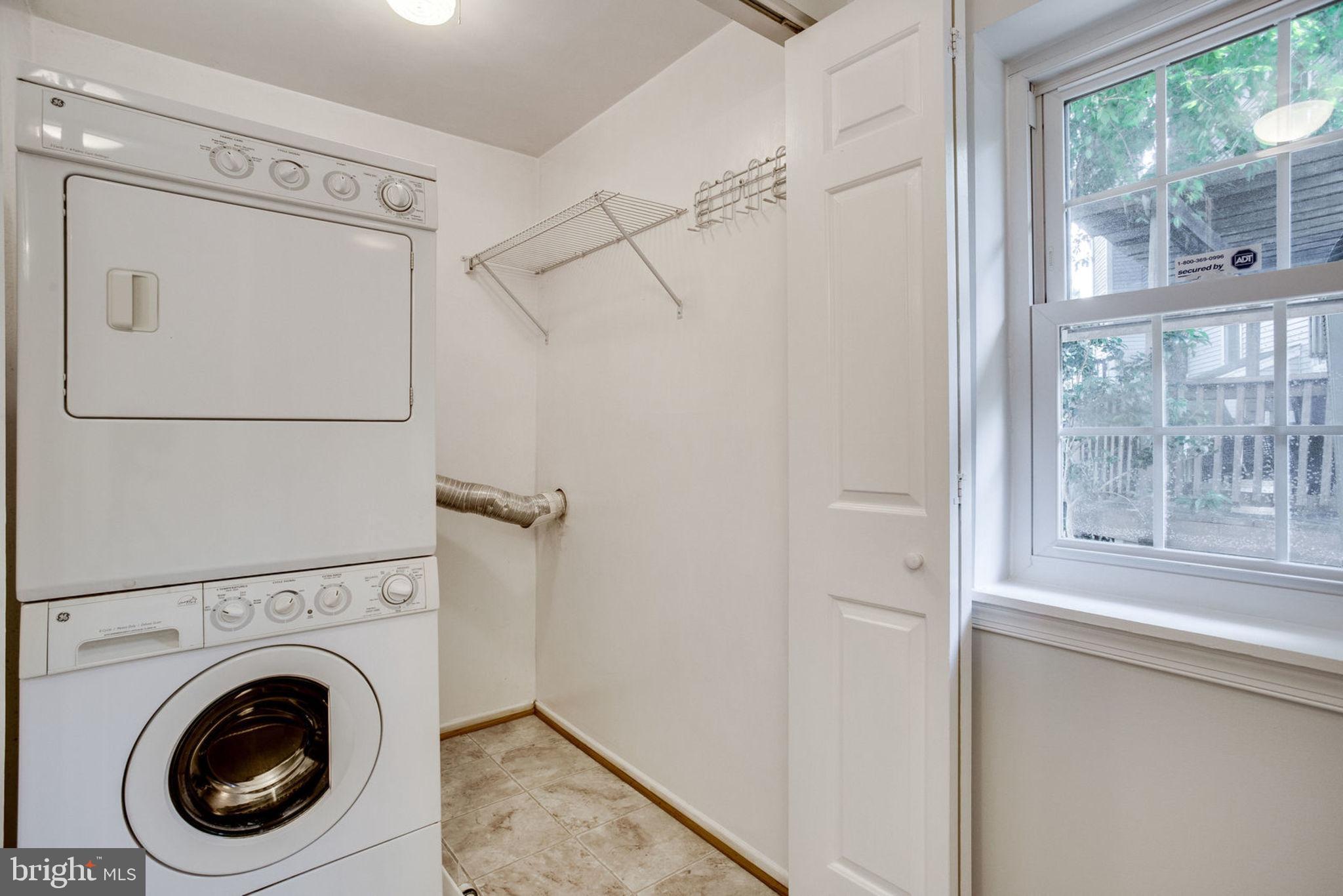 10502 Reed's Landing Circle Burke, VA 22015 - Photo 49 of 66 Gallery Image 49