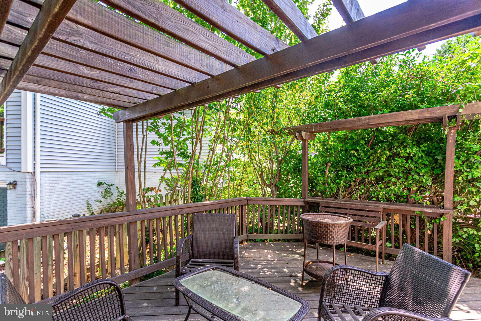 10502 Reed's Landing Circle Burke, VA 22015 - Photo 56 of 66 Gallery Image 56