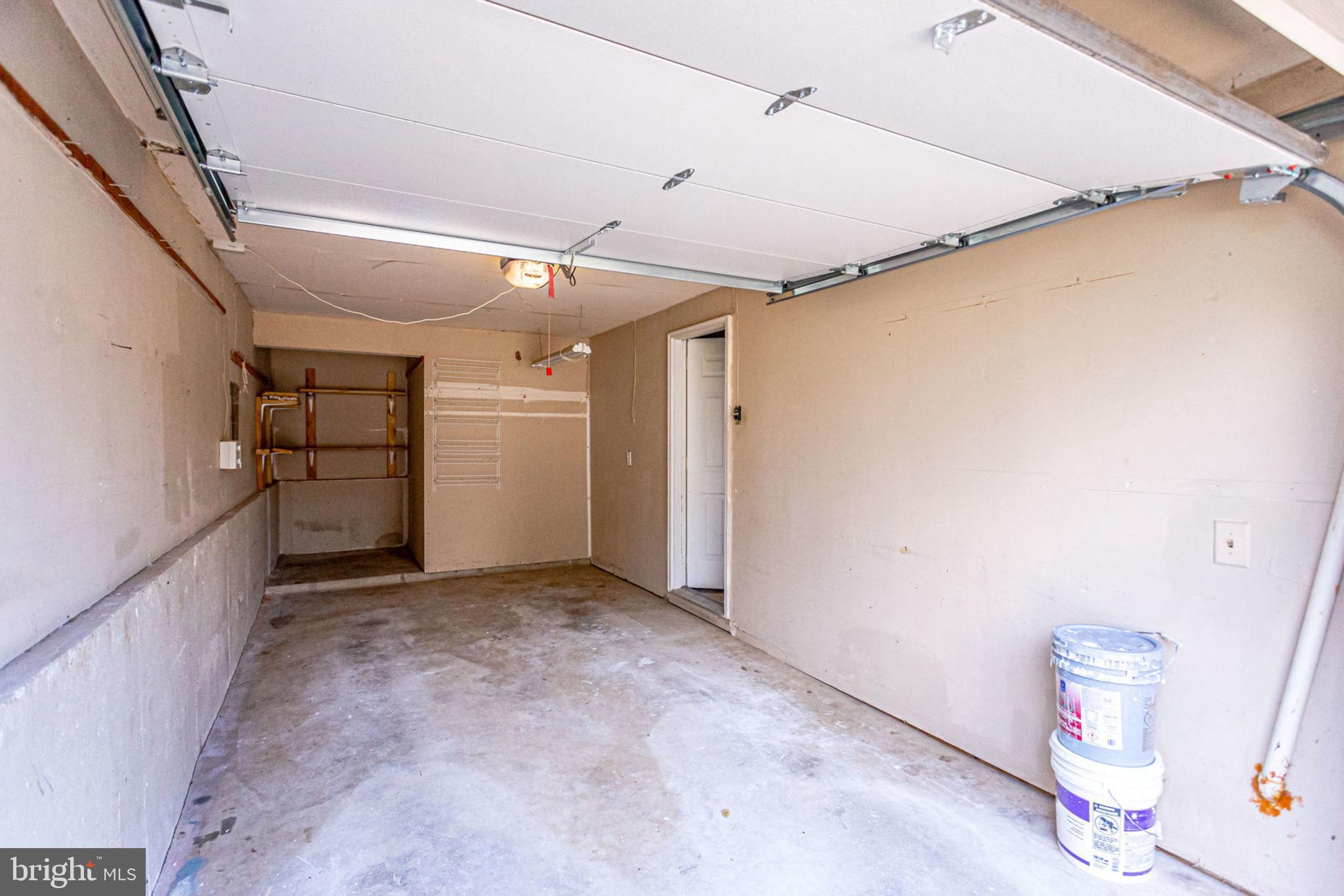 10502 Reed's Landing Circle Burke, VA 22015 - Photo 65 of 66 Gallery Image 65