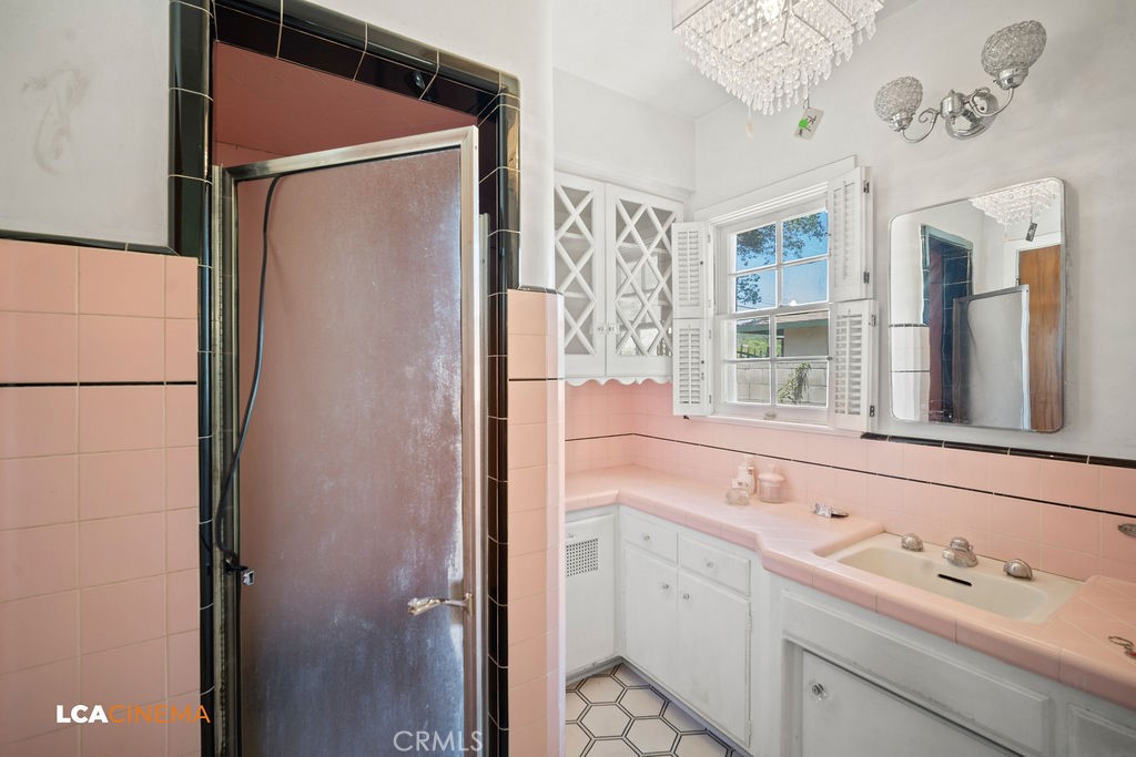 1218 Baldwin Road Bakersfield, CA 93304 - Photo 22 of 40
