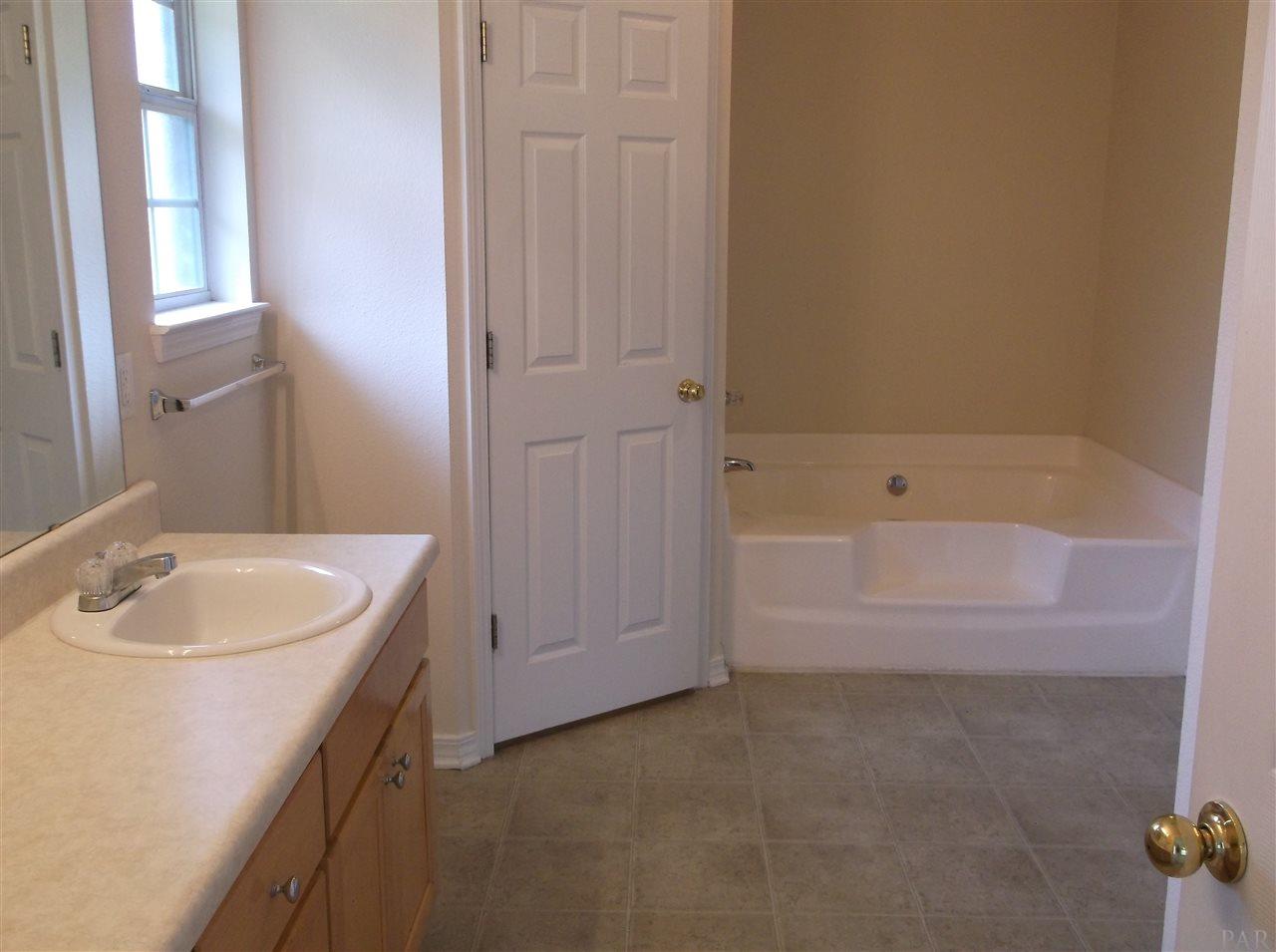 6007 Meursalt Road Milton, FL 32570 - Photo 8 of 20