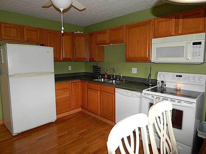 3040 Sturbridge Street Springfield, OH 45503 - Photo 3 of 22