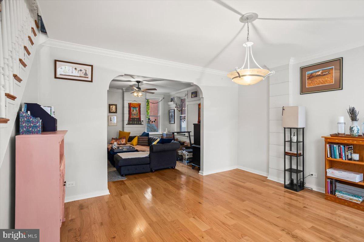 638 St Joseph Street Lancaster, PA 17603 - Photo 5 of 27 Living room