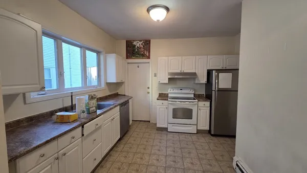 $2,600 | 304 Fellsway West, Unit 1, Medford, MA 02155