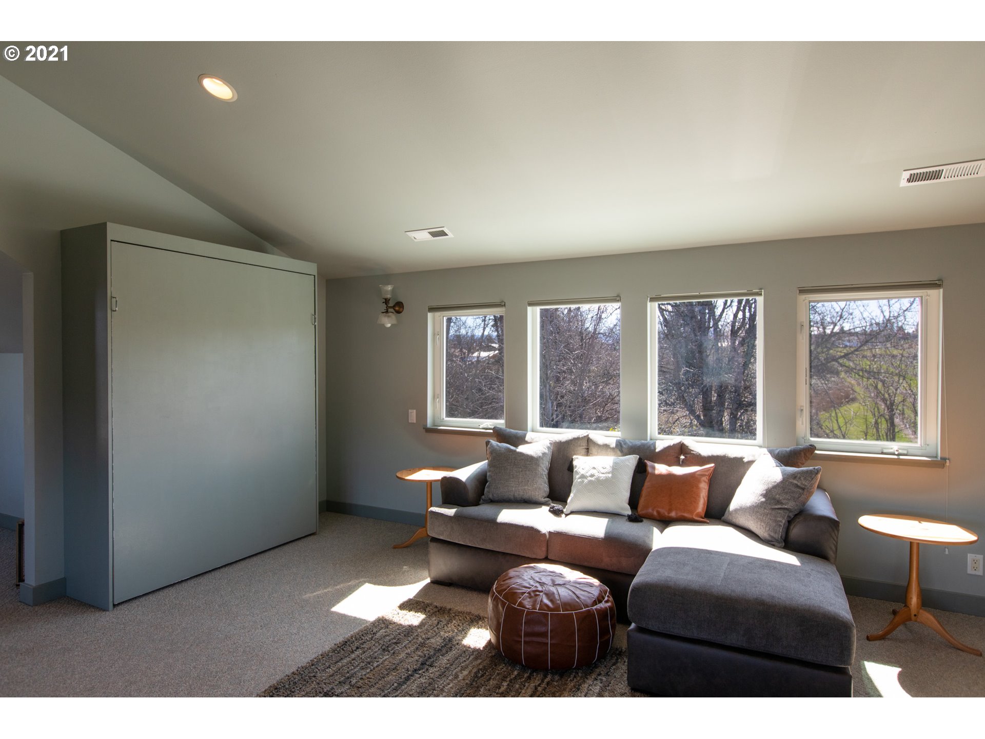 610 Vineyard Road Hood River, OR 97031 - Photo 32 of 32 Gallery Image 32