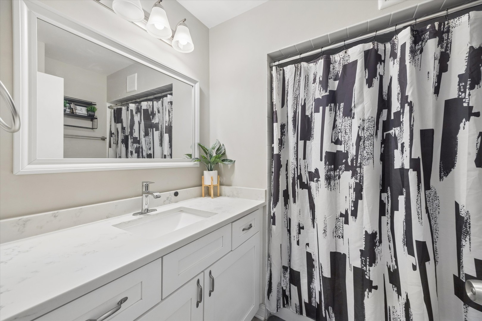 10344 South Pulaski Road, Unit 304 Oak Lawn, IL 60453 - Photo 10 of 17