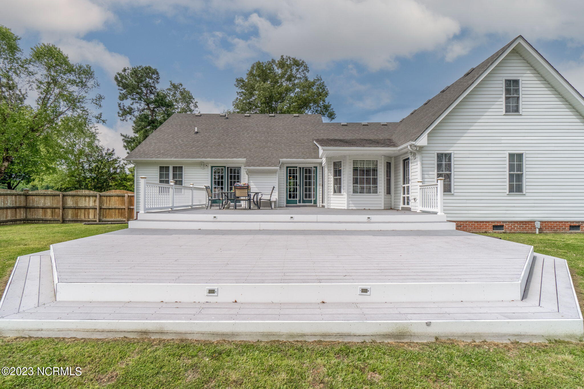 152 Country Club Road Camden, NC 27921 - Photo 33 of 44 Composite deck