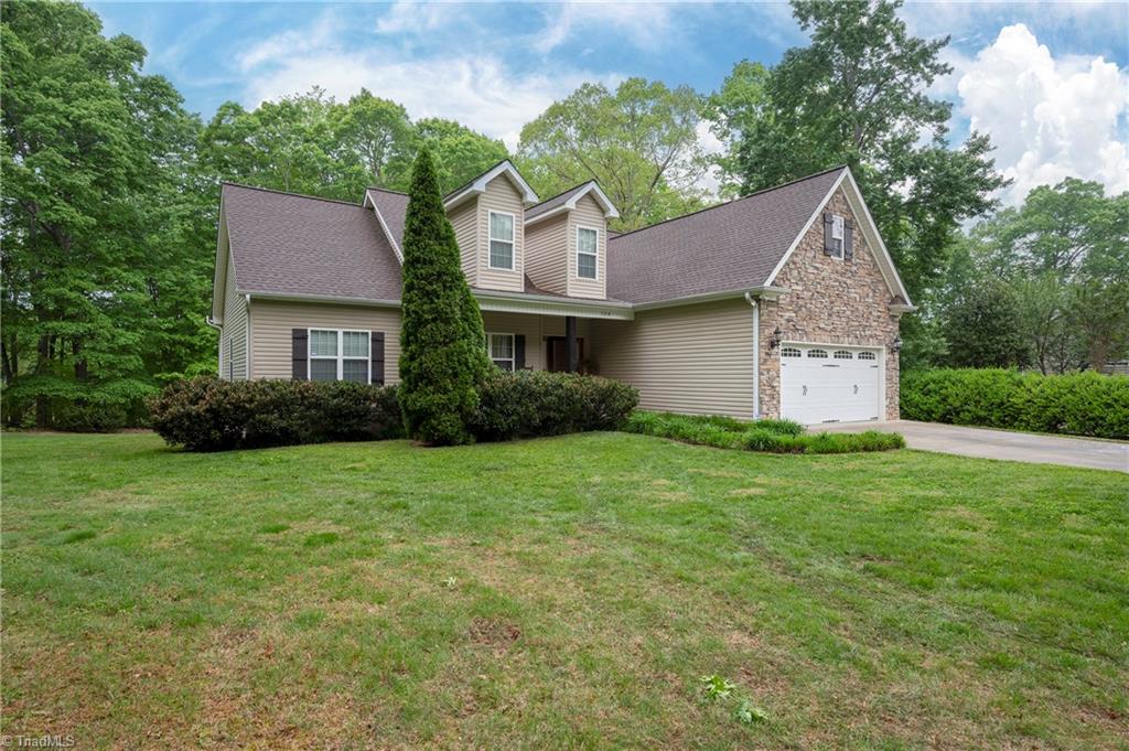 124 Sumter Road Mocksville, NC 27028 - Photo 7 of 45 Gallery Image 7