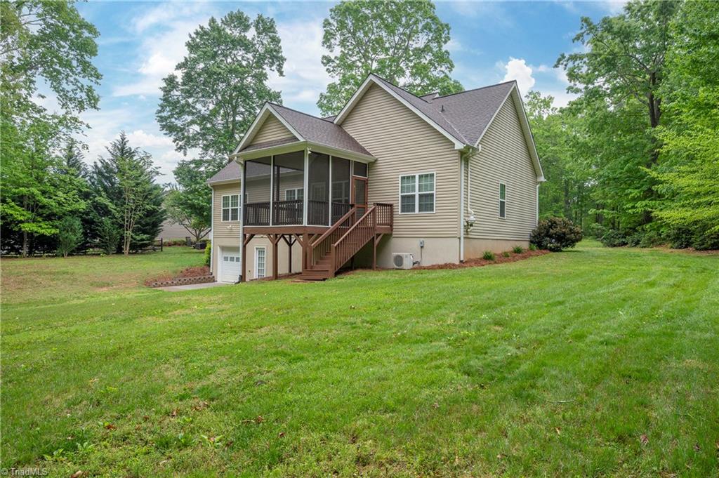 124 Sumter Road Mocksville, NC 27028 - Photo 8 of 45 Gallery Image 8