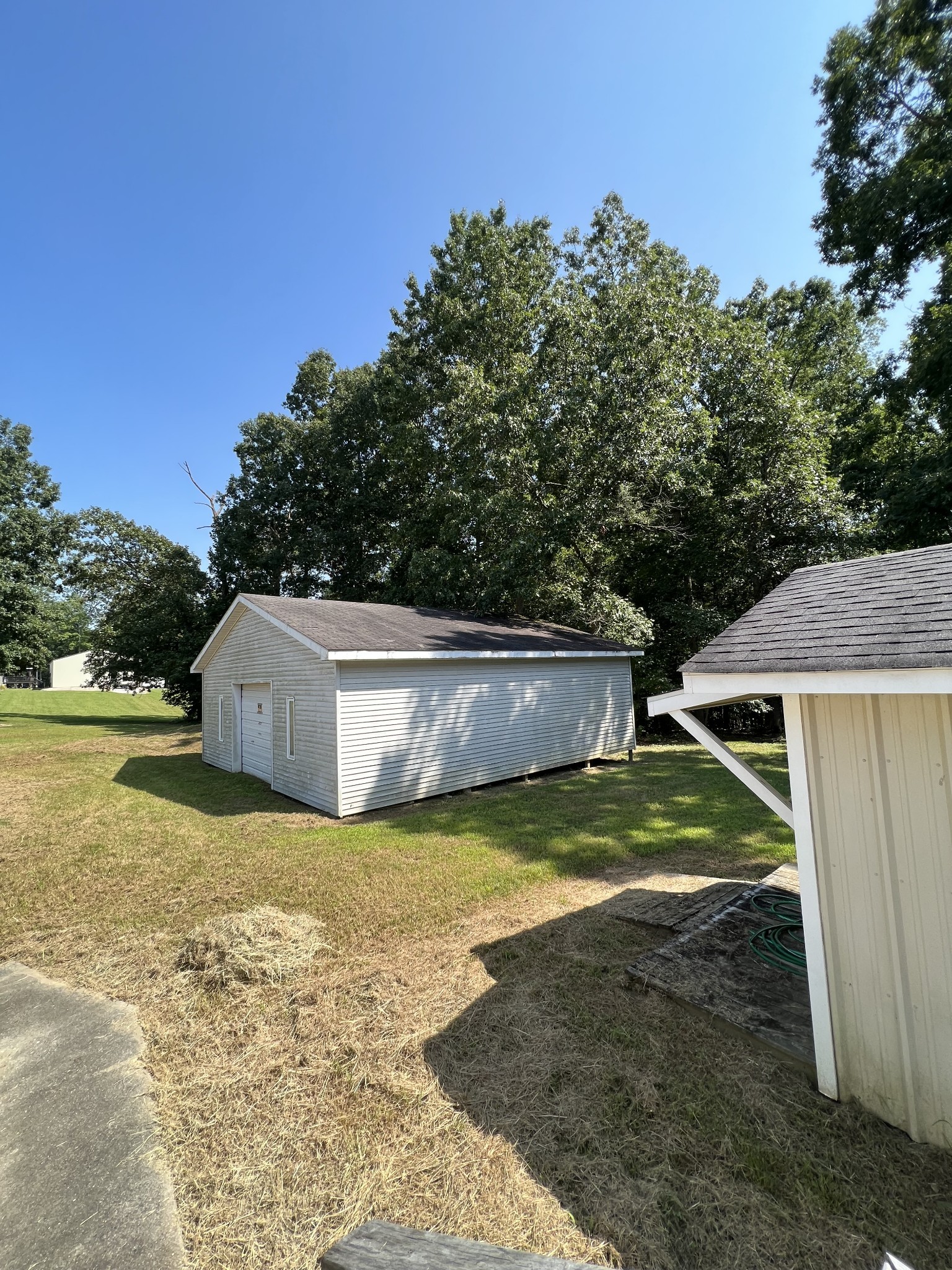 274 Running Meadows Road Portland, TN 37148 - Photo 15 of 24 a view of back yard of the house