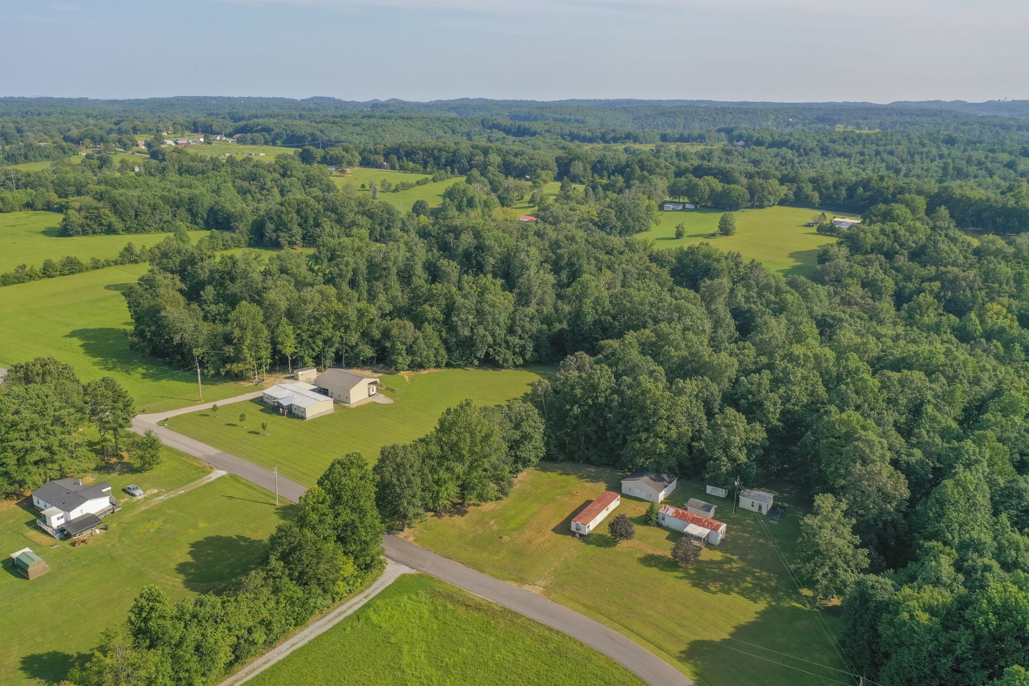 274 Running Meadows Road Portland, TN 37148 - Photo 3 of 24 a view of a city