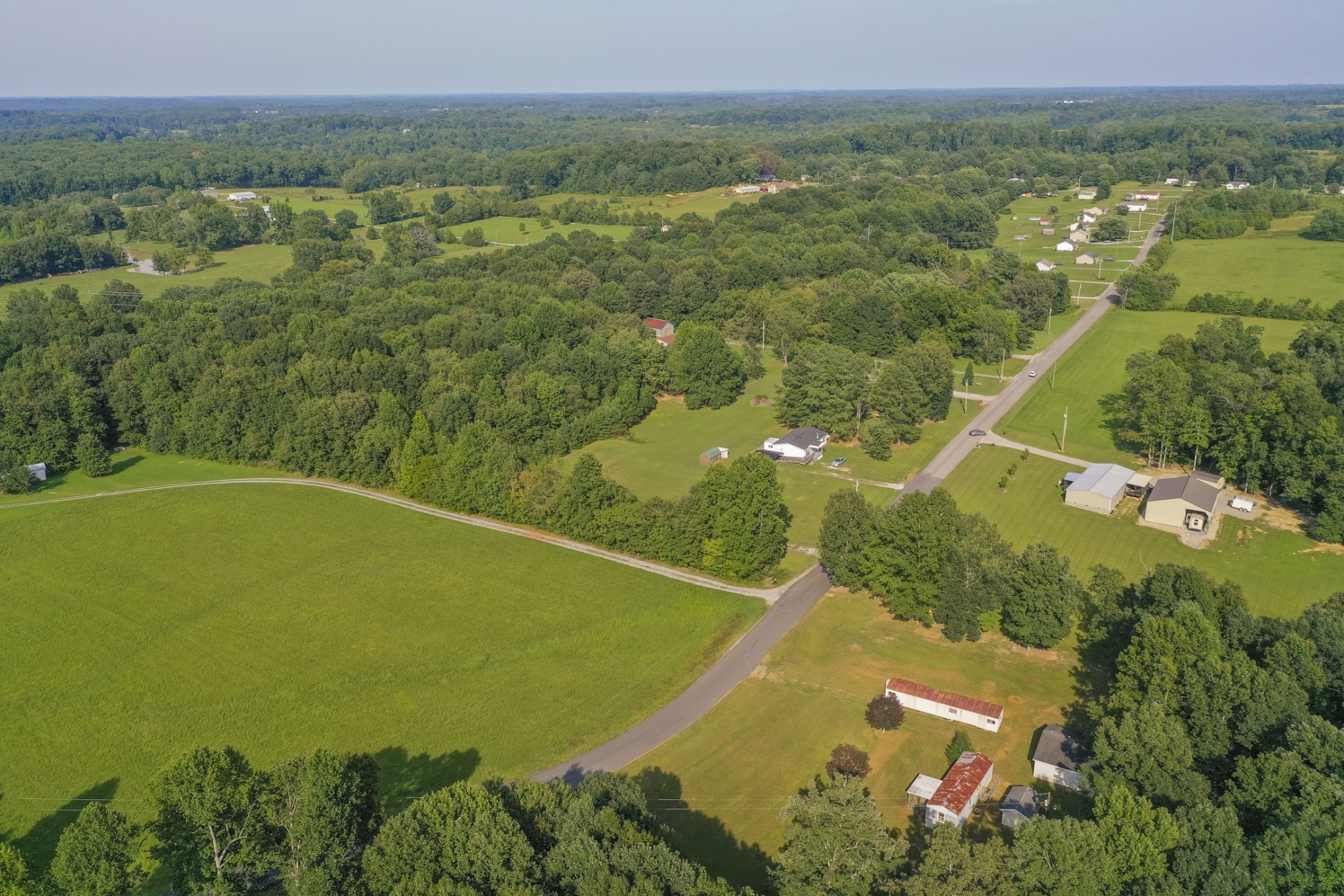 274 Running Meadows Road Portland, TN 37148 - Photo 7 of 24 a view of a city