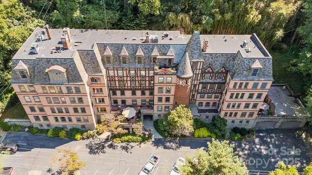$1,250,000 | 185 Macon Avenue, Unit B10, Asheville, NC 28804