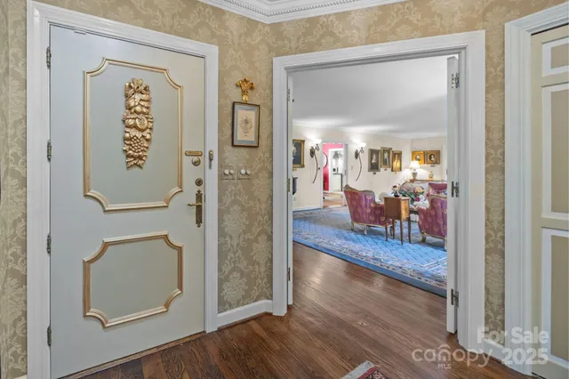 a view of a entryway