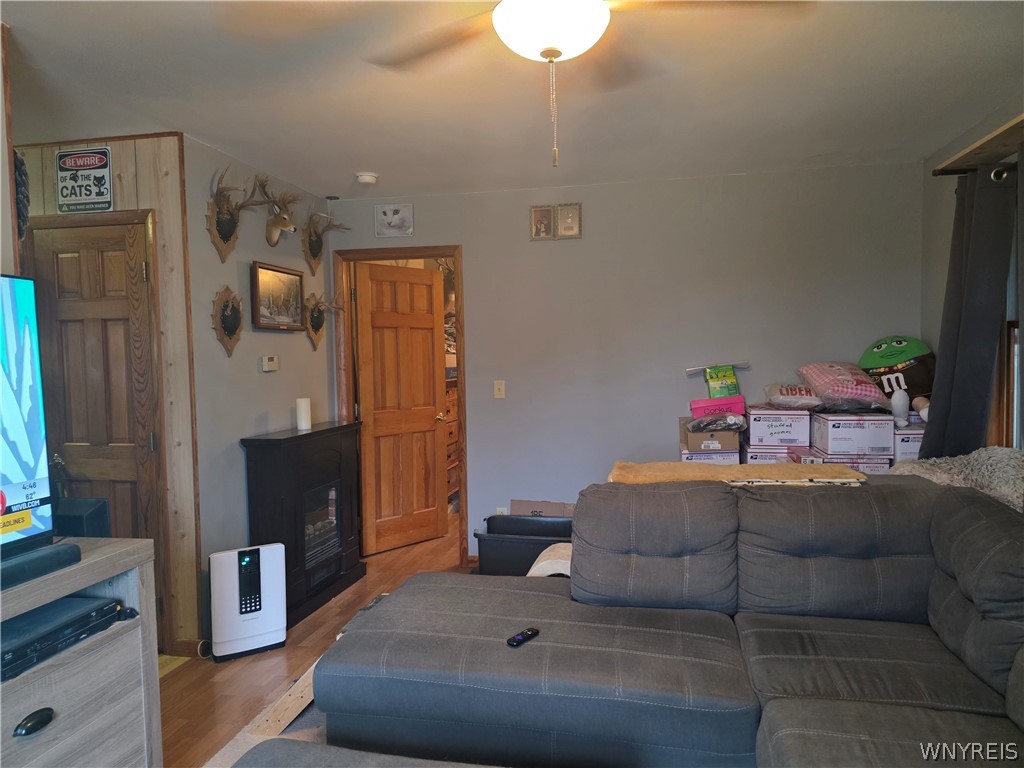 4202 Shelby Basin Road Shelby, NY 14103 - Photo 5 of 13