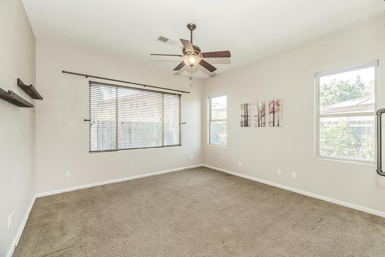 7357 East Redlands Avenue Fresno, CA 93737 - Photo 23 of 59 Primary Bedroom
