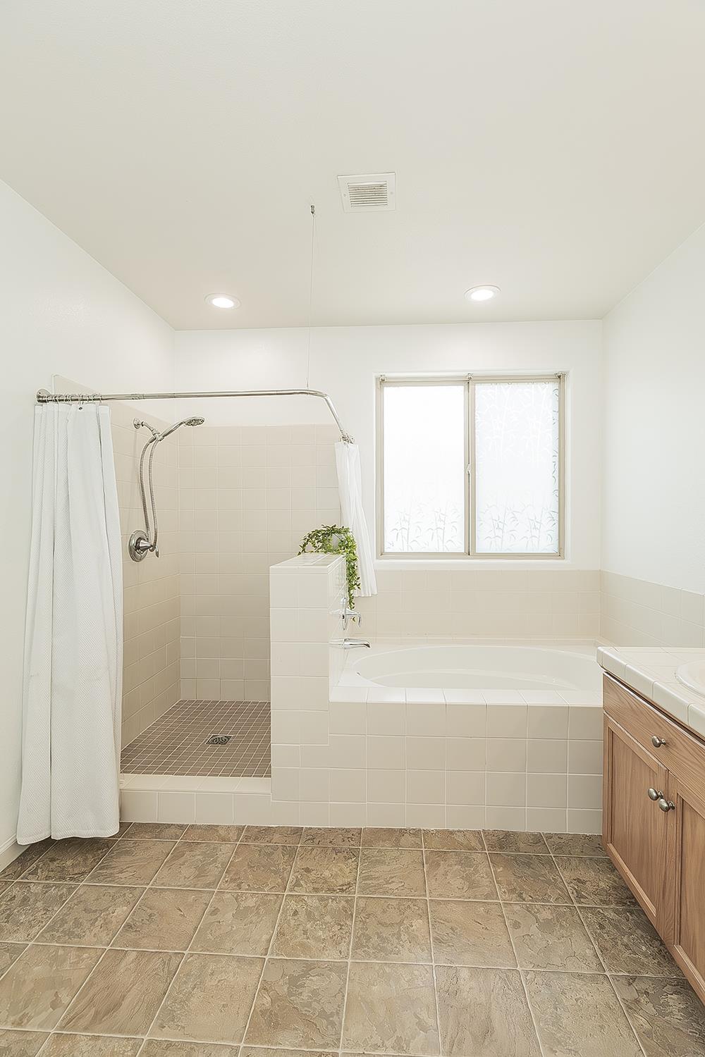 7357 East Redlands Avenue Fresno, CA 93737 - Photo 28 of 59