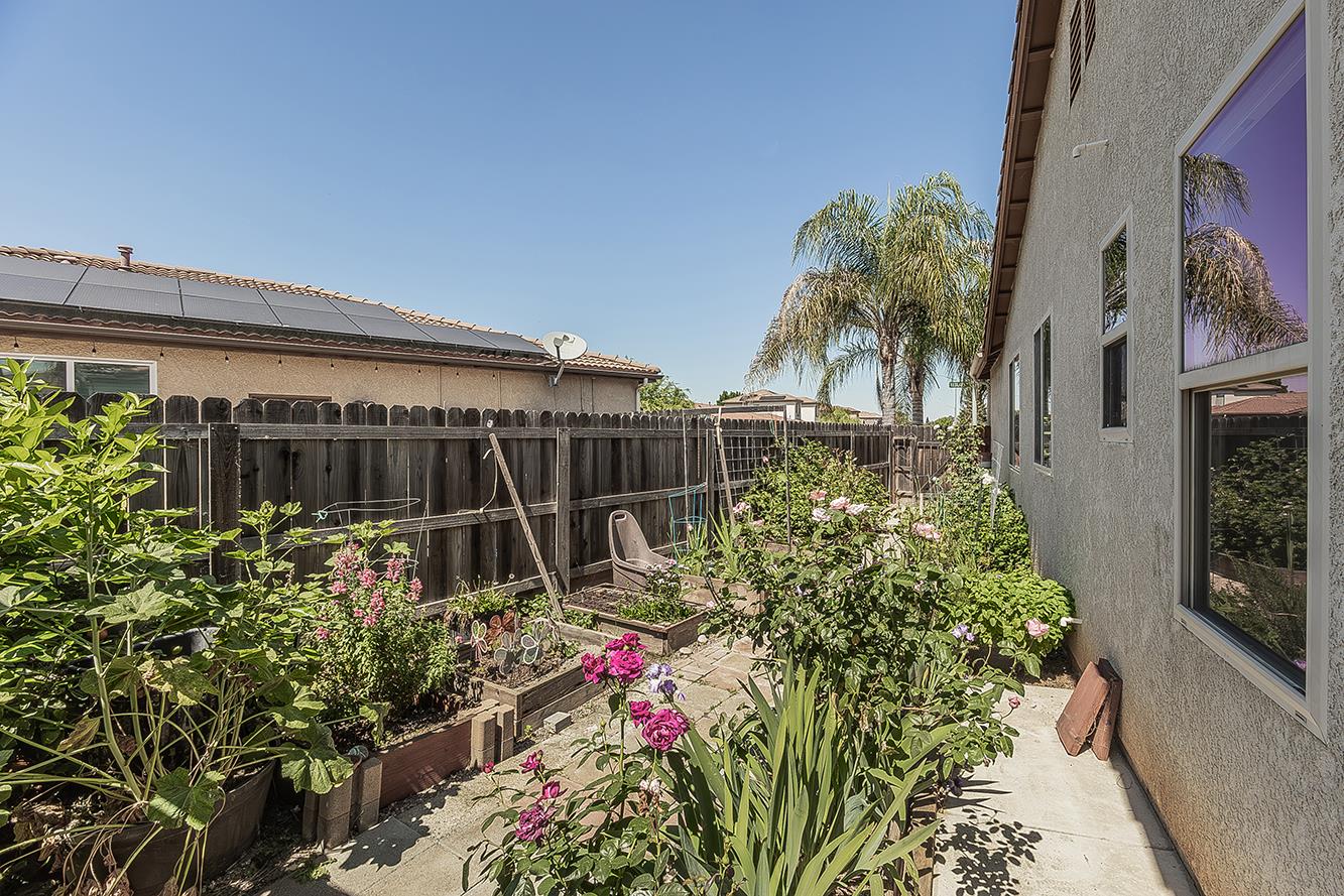 7357 East Redlands Avenue Fresno, CA 93737 - Photo 45 of 59