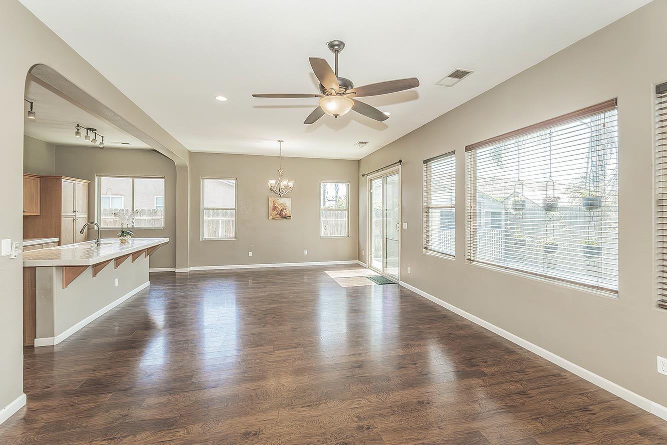 7357 East Redlands Avenue Fresno, CA 93737 - Photo 7 of 59