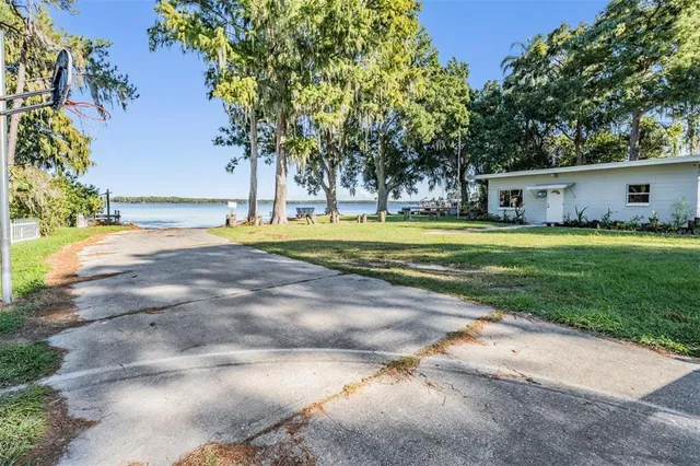 $385,000 | 66 Lake Shore Drive, Palm Harbor, FL 34684