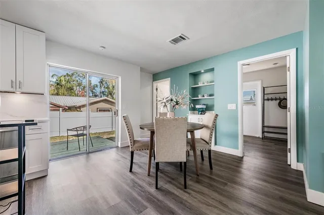 $385,000 | 66 Lake Shore Drive, Palm Harbor, FL 34684