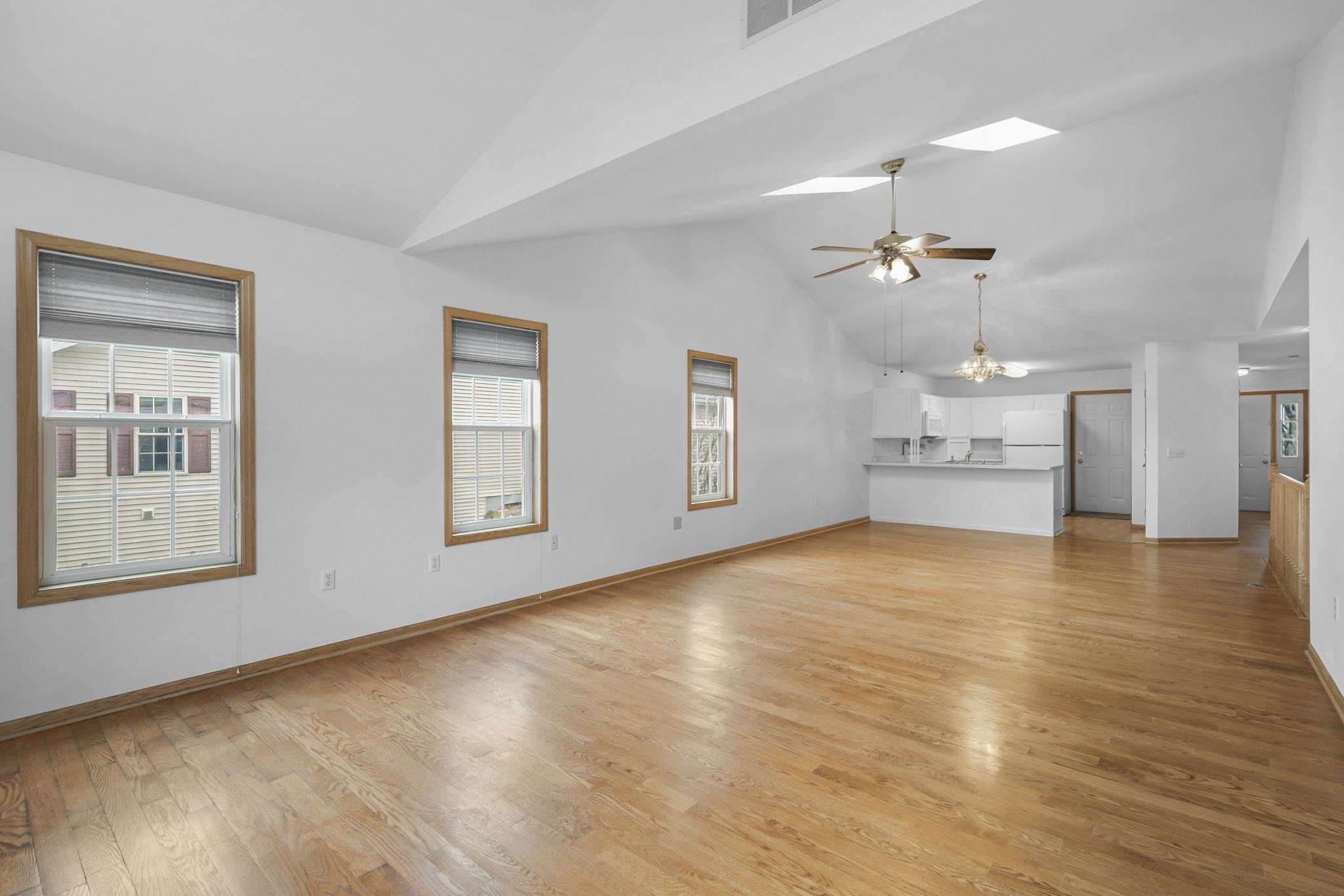 6309 Kilpatrick Lane Madison, WI 53718 - Photo 7 of 40