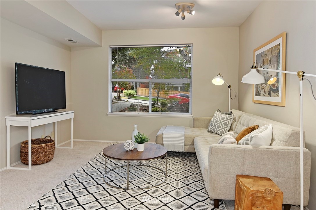 2128 North 63rd Street Seattle, WA 98103 - Photo 22 of 25 Gallery Image 22