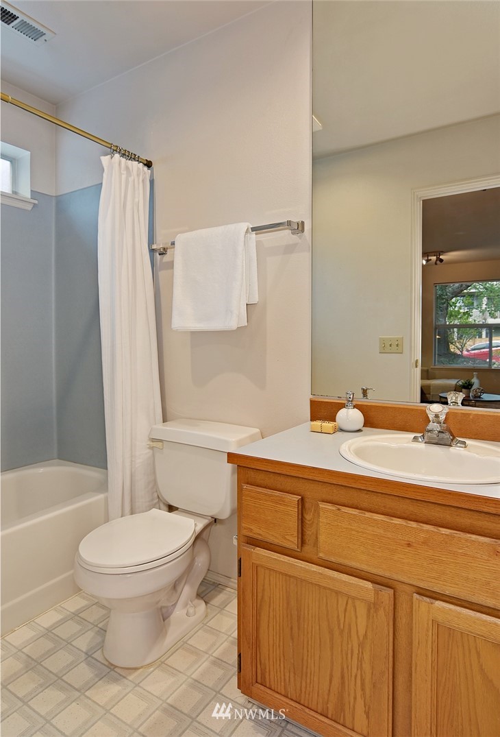 2128 North 63rd Street Seattle, WA 98103 - Photo 23 of 25 Gallery Image 23