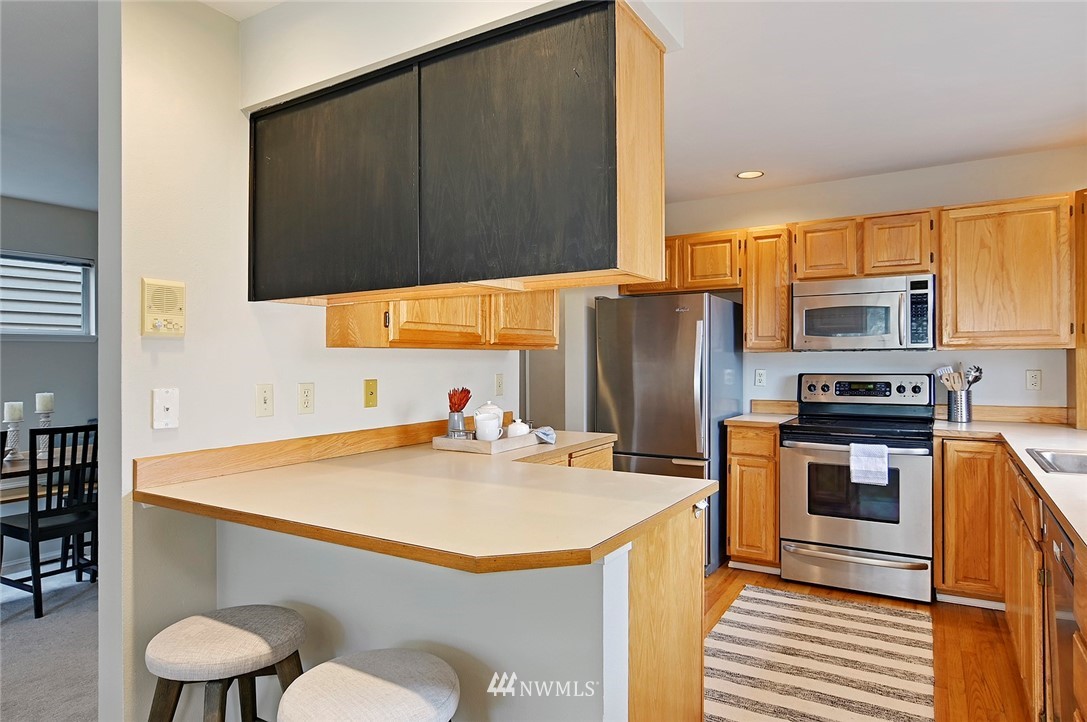 2128 North 63rd Street Seattle, WA 98103 - Photo 8 of 25 Gallery Image 8