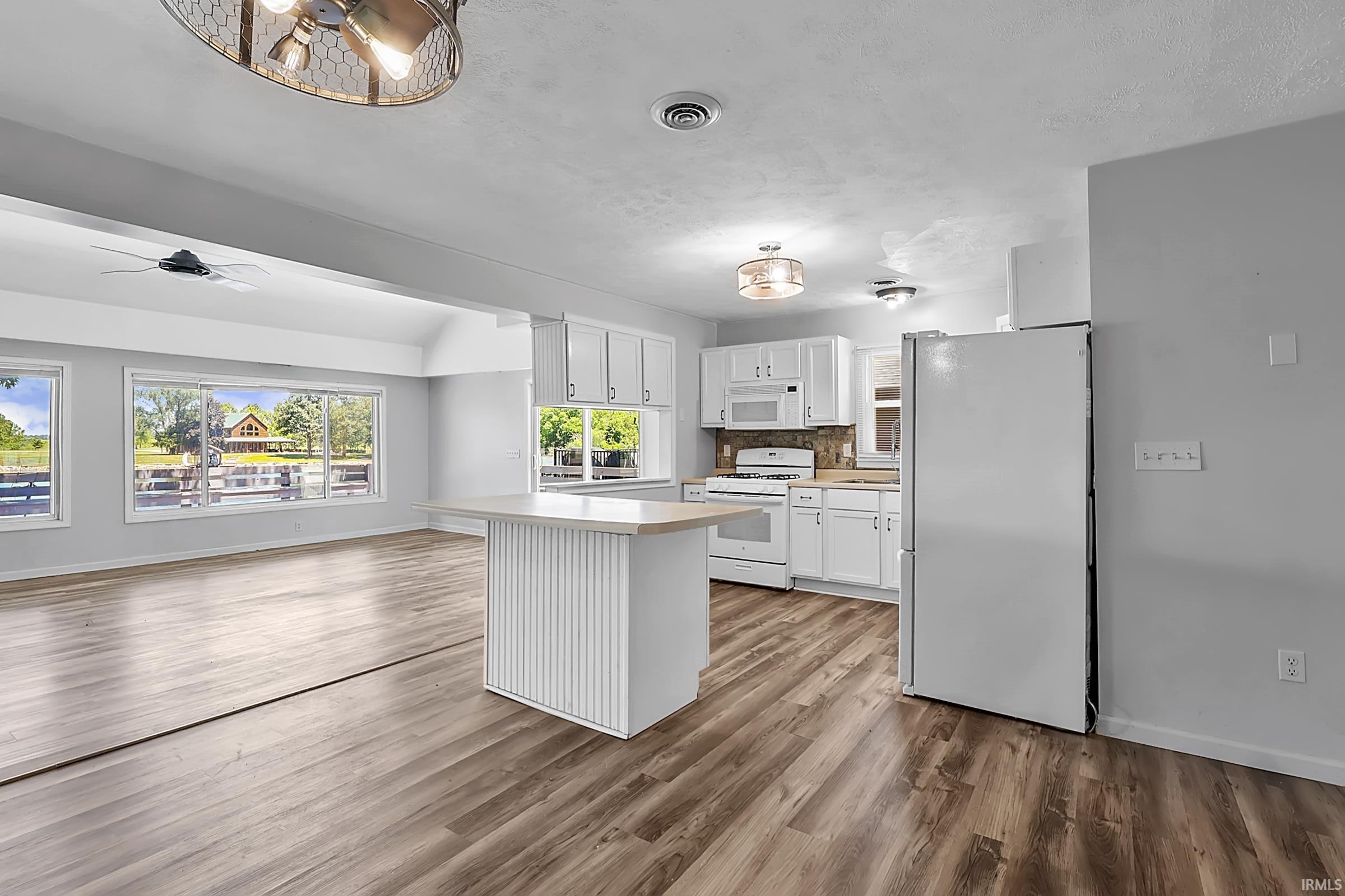 3387 East Stahl Road Monon, IN 47959 - Photo 15 of 46