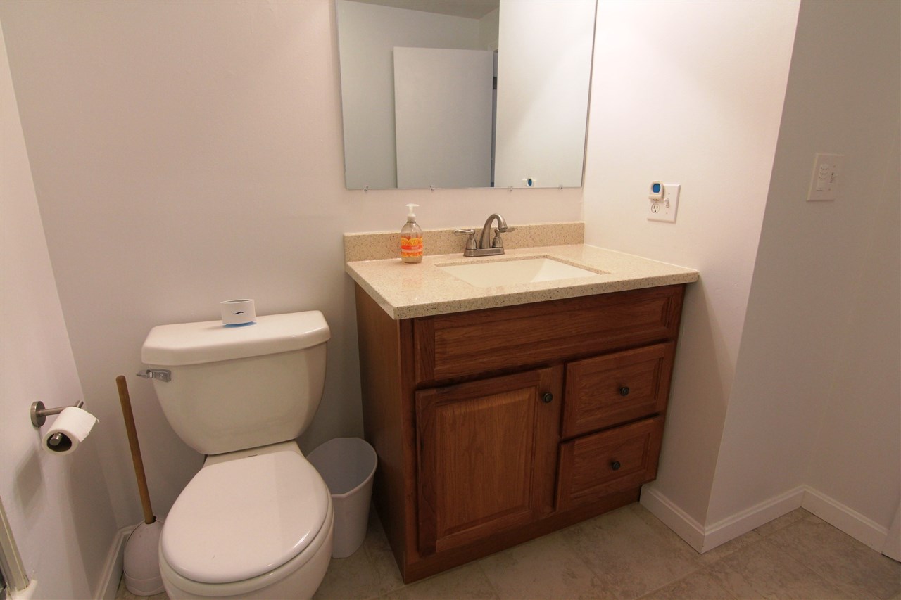 25 Sentry Way Merrimack, NH 03054 - Photo 2 of 24 Gallery Image 2