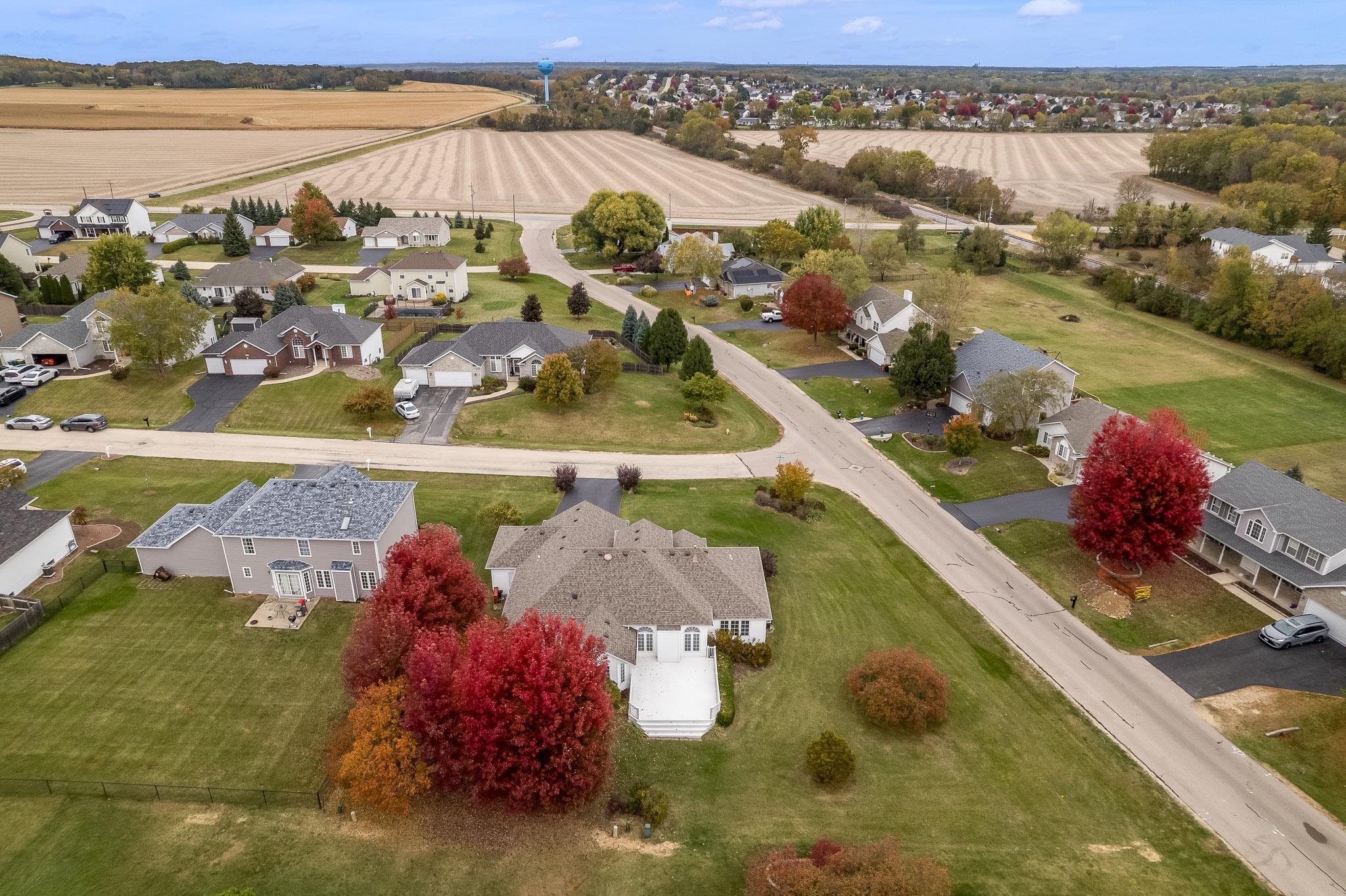 664 Elberon Way Roscoe, IL 61073 - Photo 8 of 63