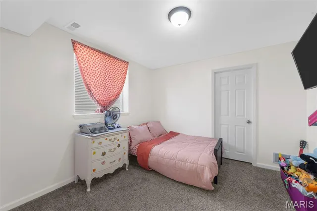 $450,000 | 1810 Valley View Circle, Festus, MO 63028